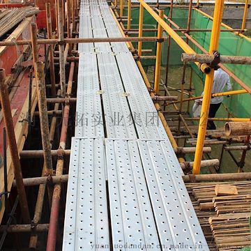 元拓供应重庆冲孔镀锌210*45跳板 建筑脚手架配件 优质钢跳板